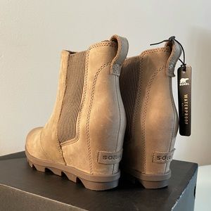 New Sorel Joan of Arctic Wedge II Chelsea Ash Brown Size 8